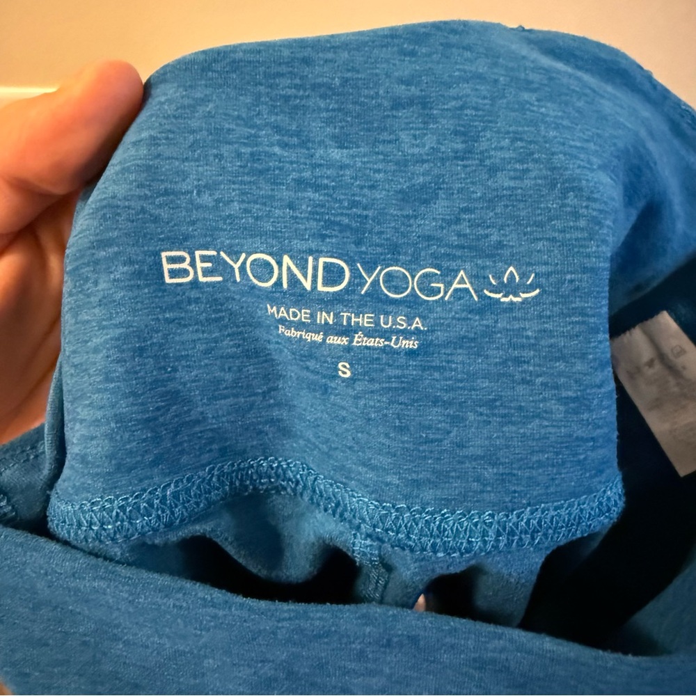 Beyond Yoga Gulf Stream oceana high waisted bike shorts - Picture 4 of 6